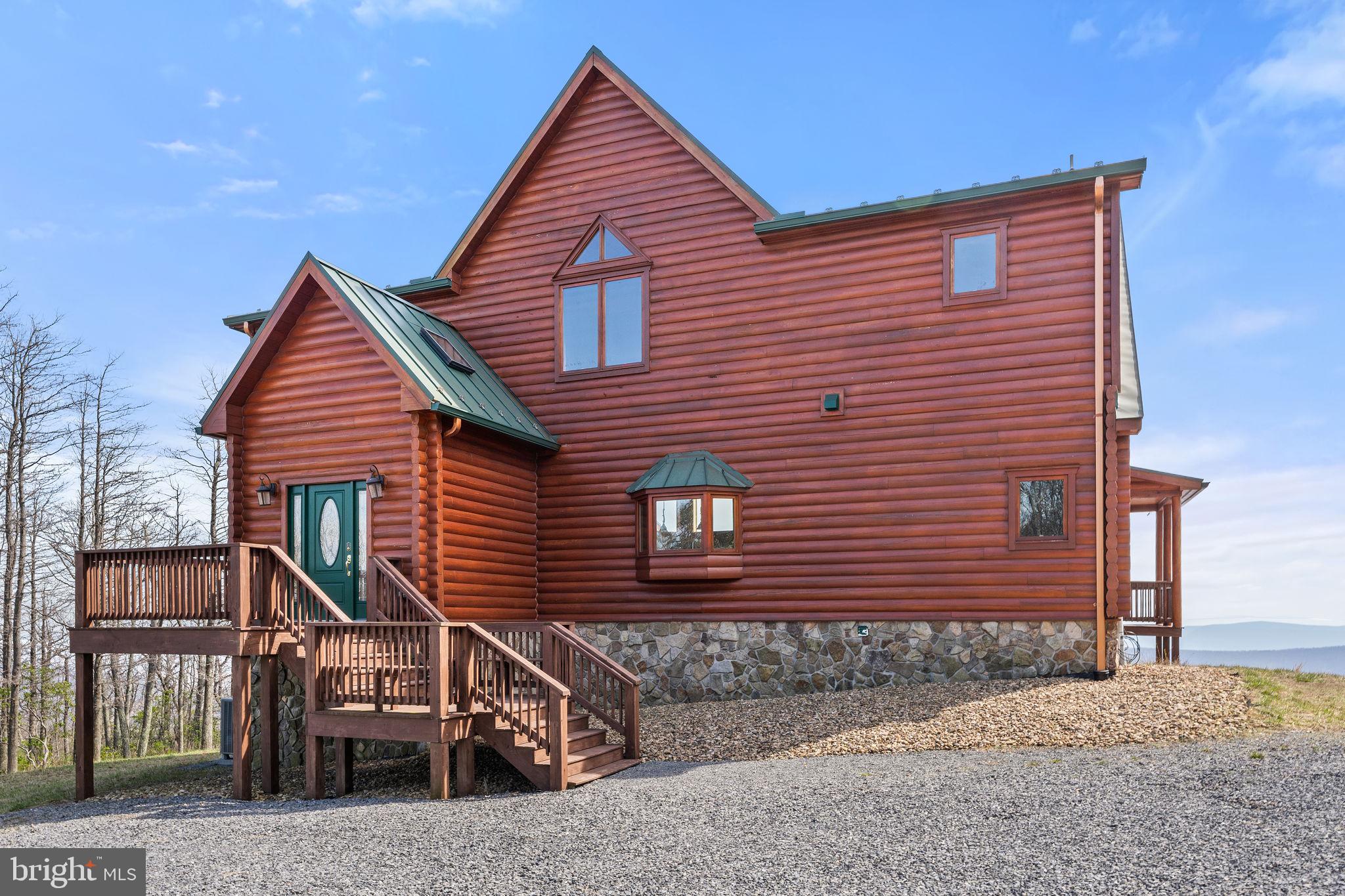 1581 GREAT MOUNTAIN LANE