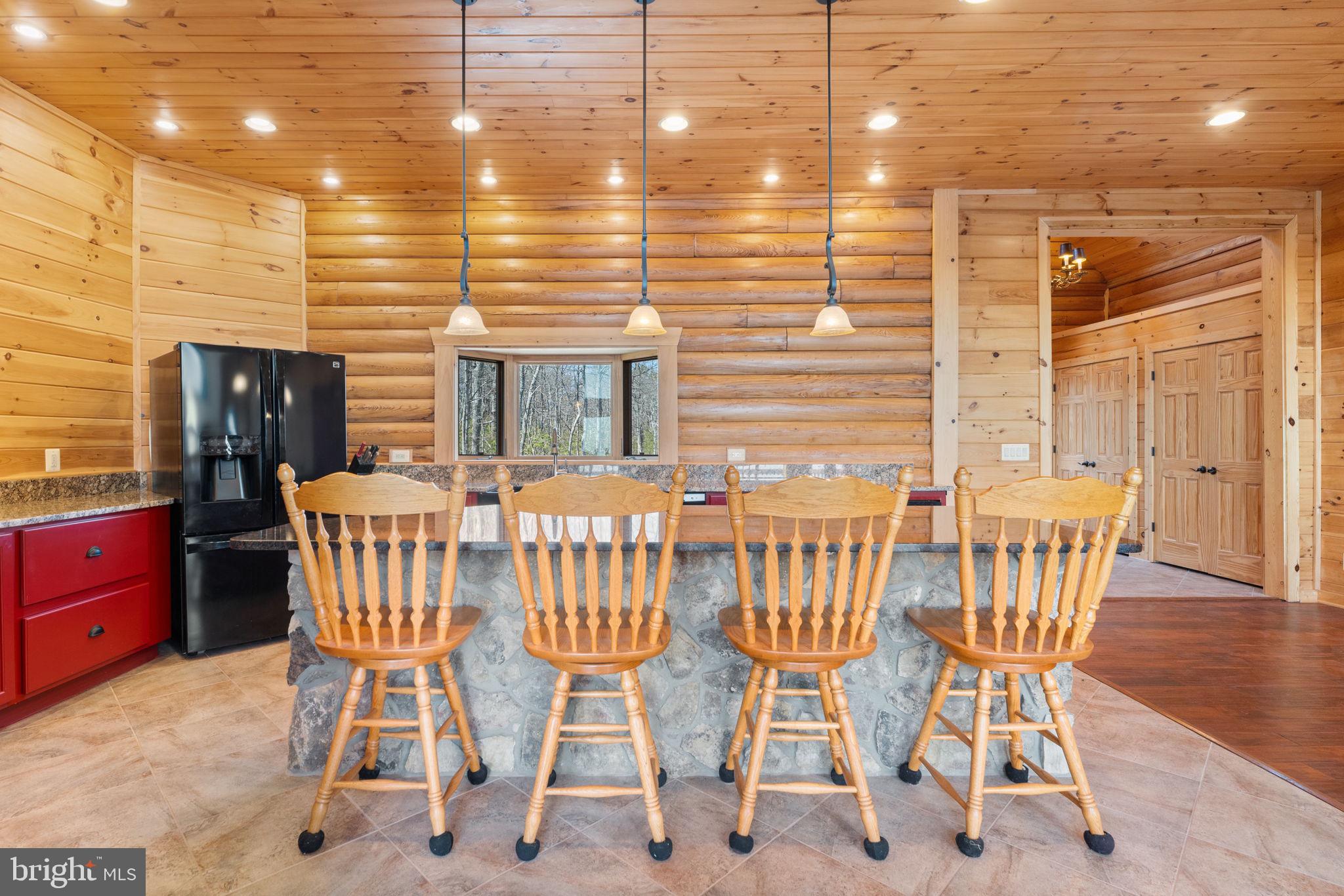 1581 GREAT MOUNTAIN LANE