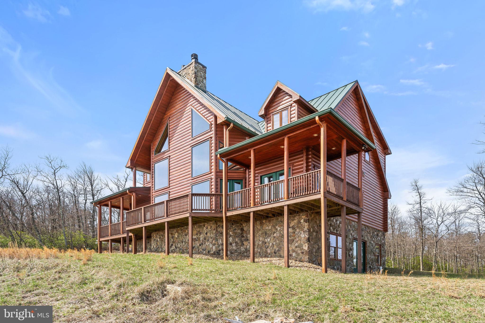 1581 GREAT MOUNTAIN LANE