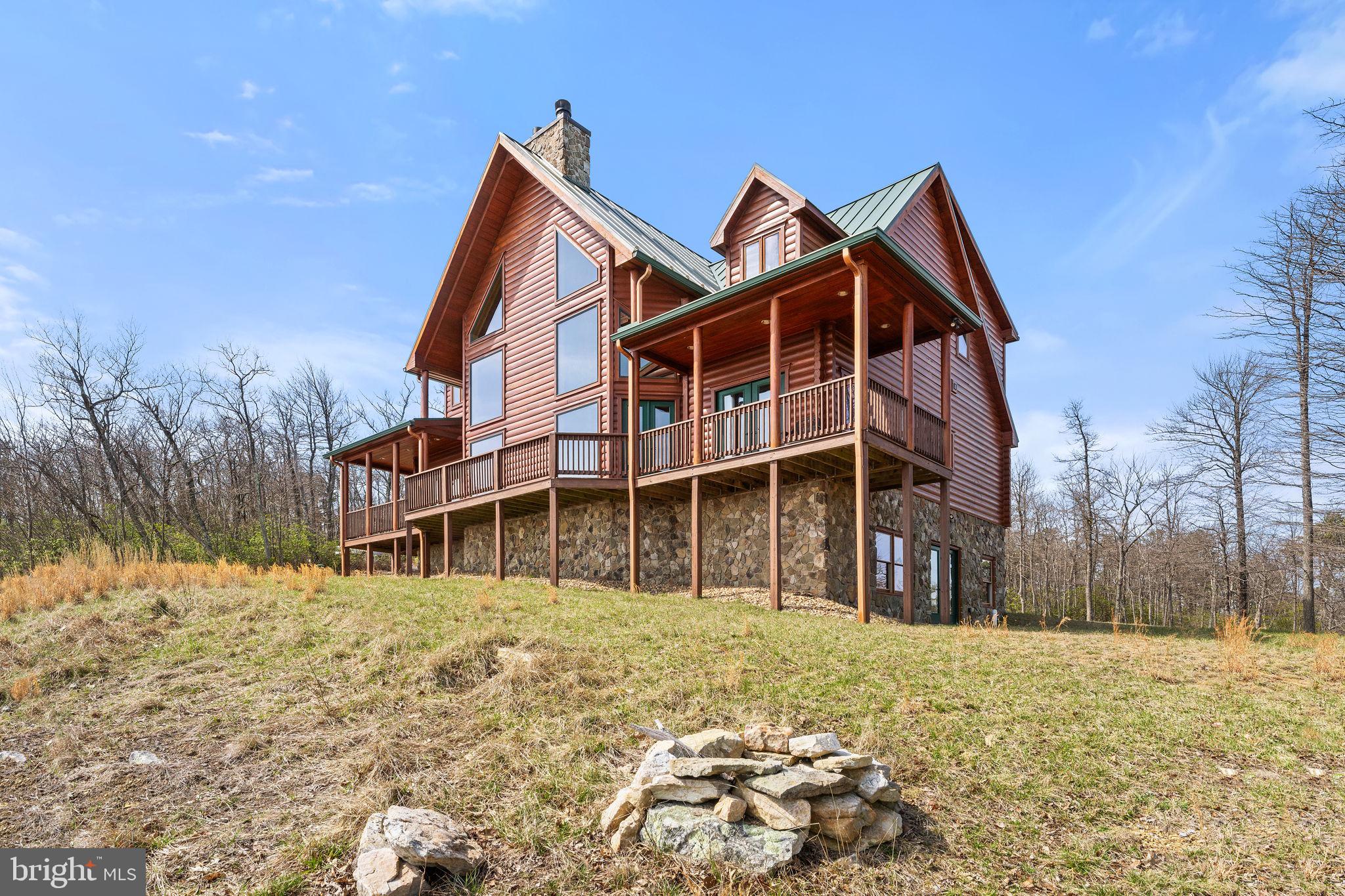 1581 GREAT MOUNTAIN LANE