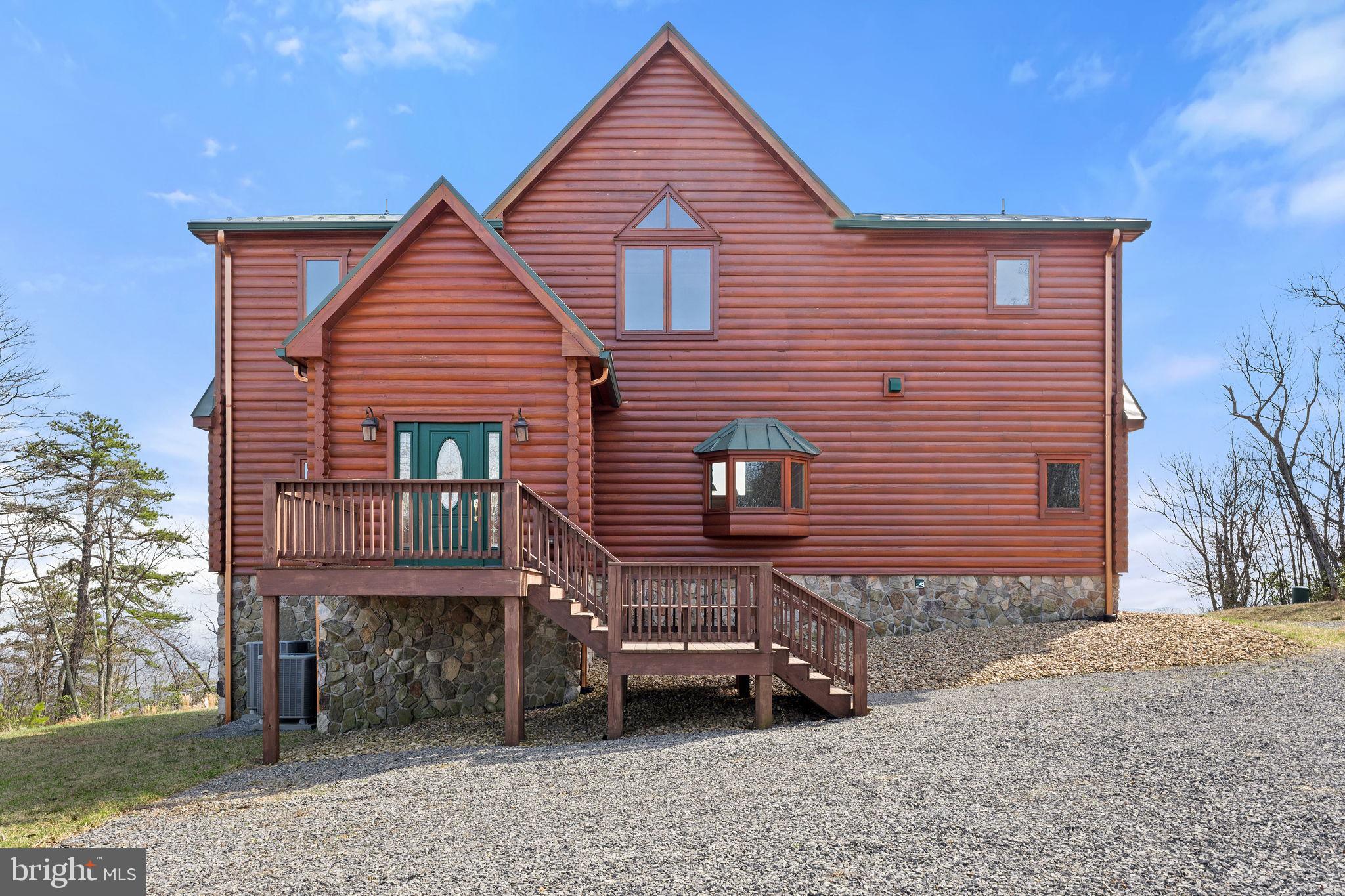 1581 GREAT MOUNTAIN LANE