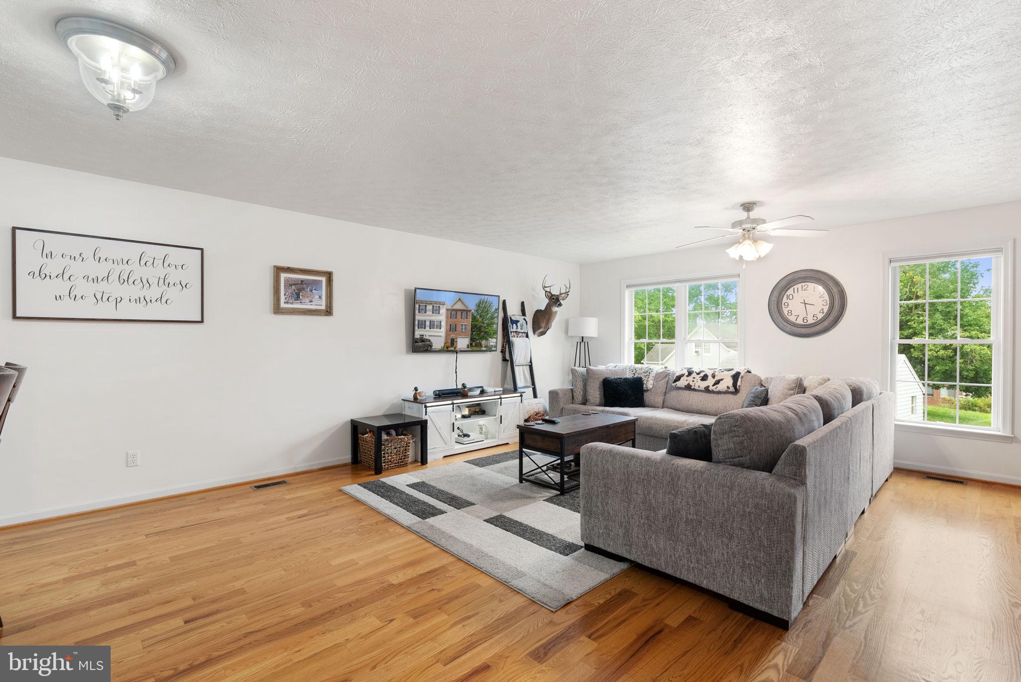 5088 COMER DRIVE