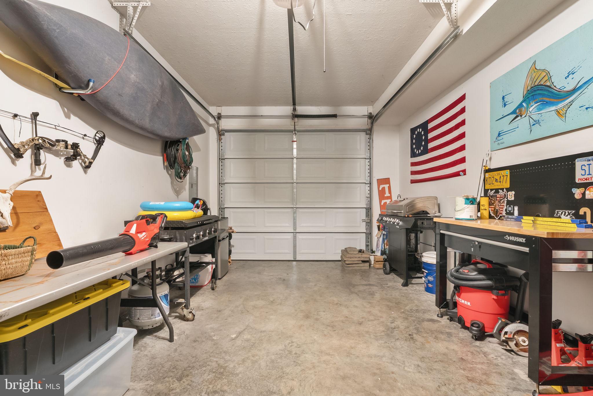 5088 COMER DRIVE