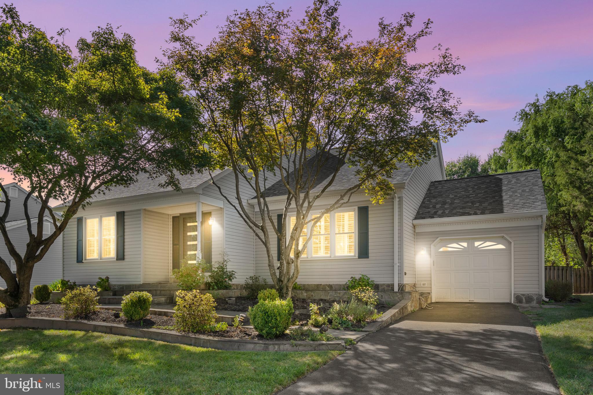 15205 BANNON HILL COURT