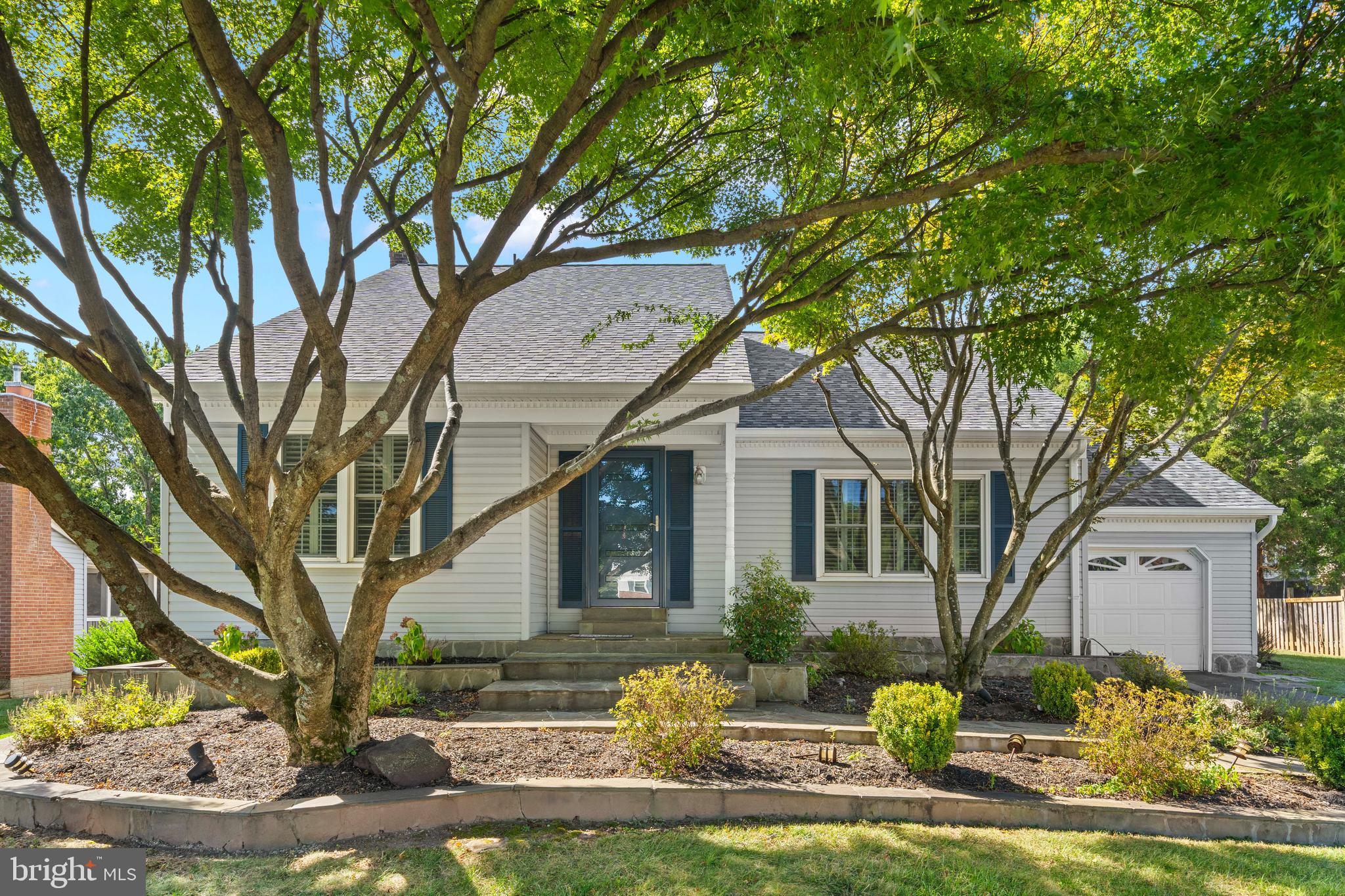 15205 BANNON HILL COURT