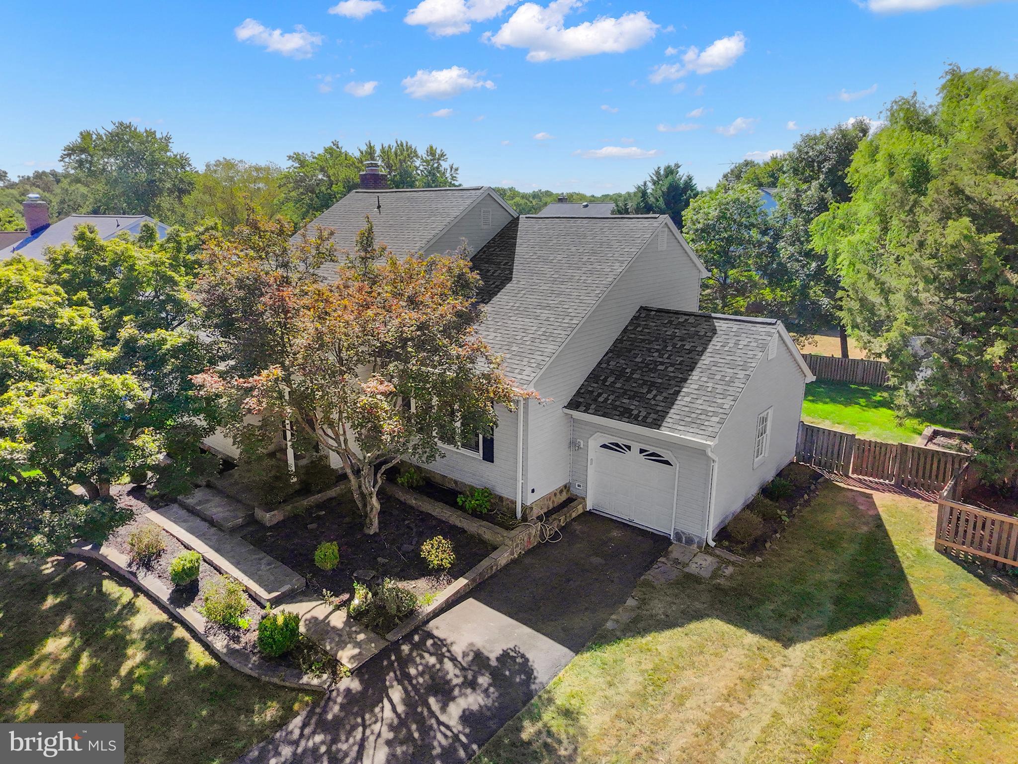 15205 BANNON HILL COURT