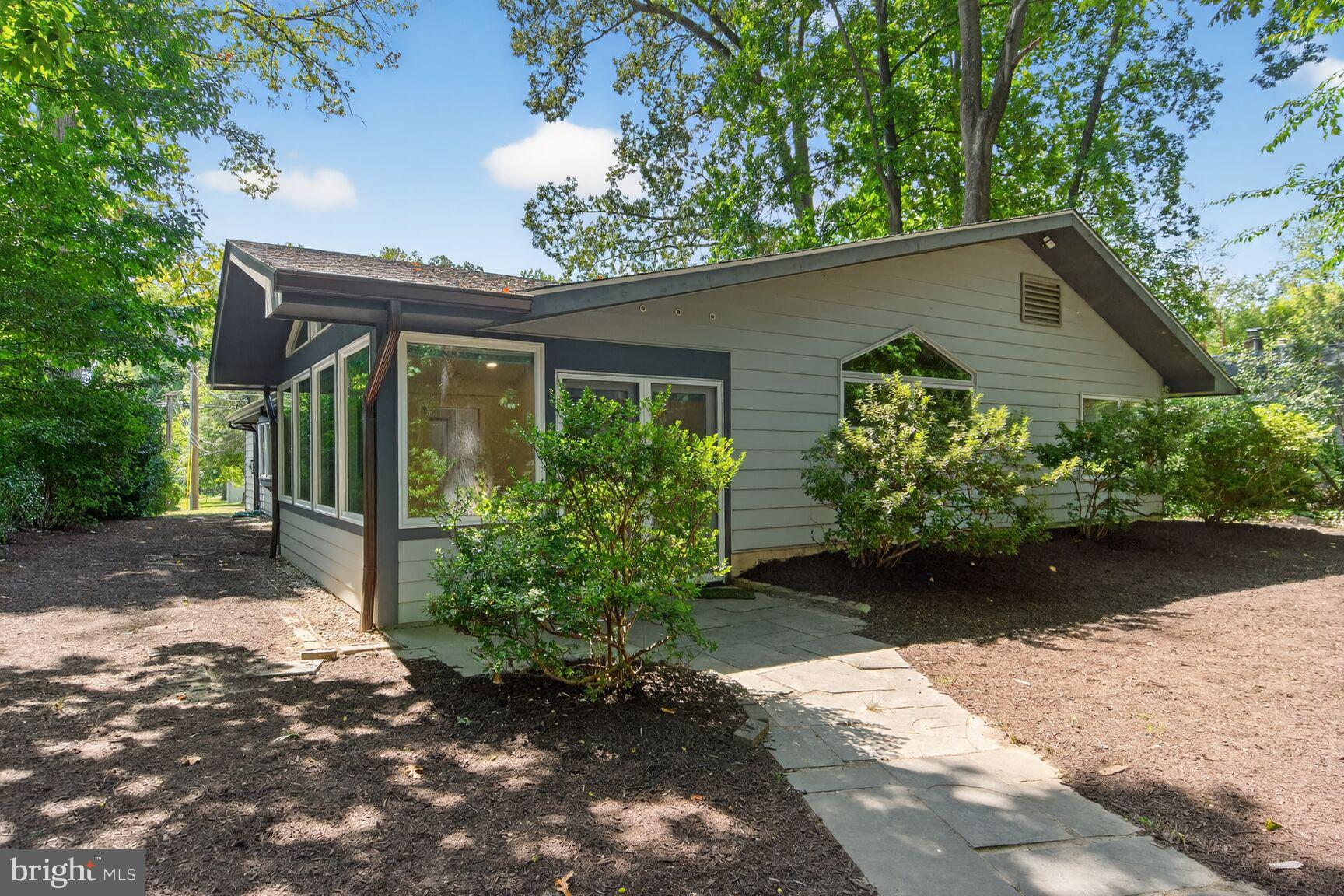 7141 OAK RIDGE ROAD