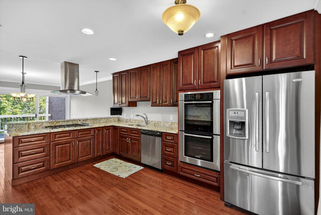 11430 LINKS DRIVE