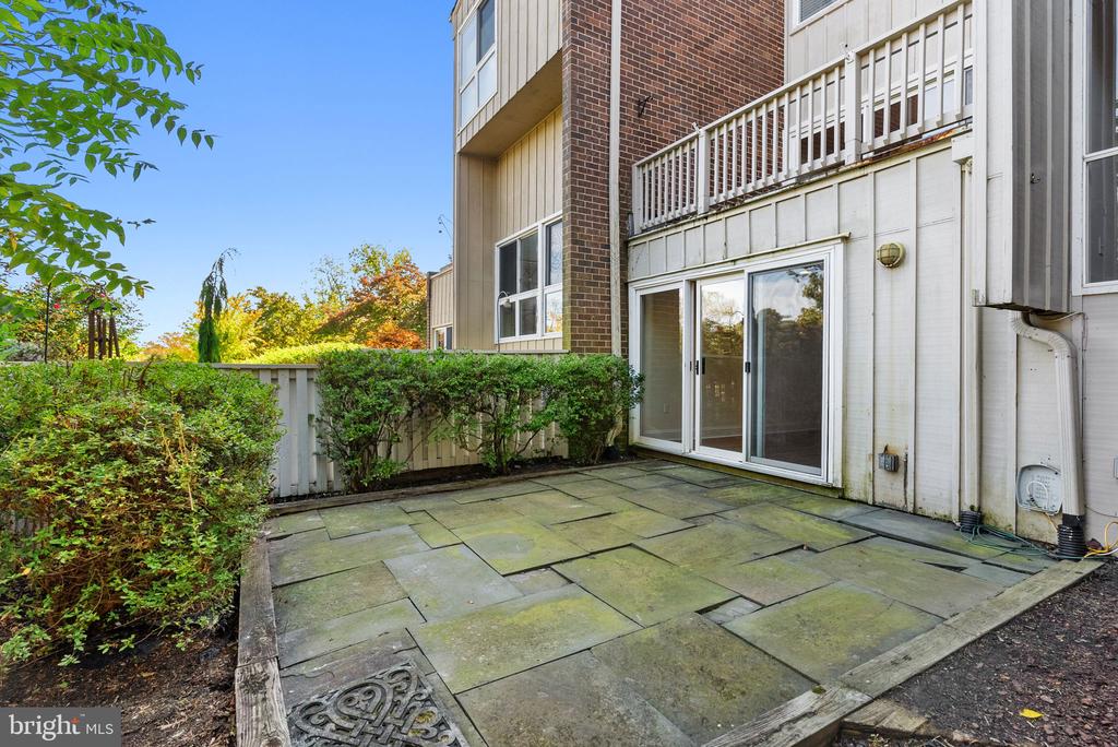 11430 LINKS DRIVE