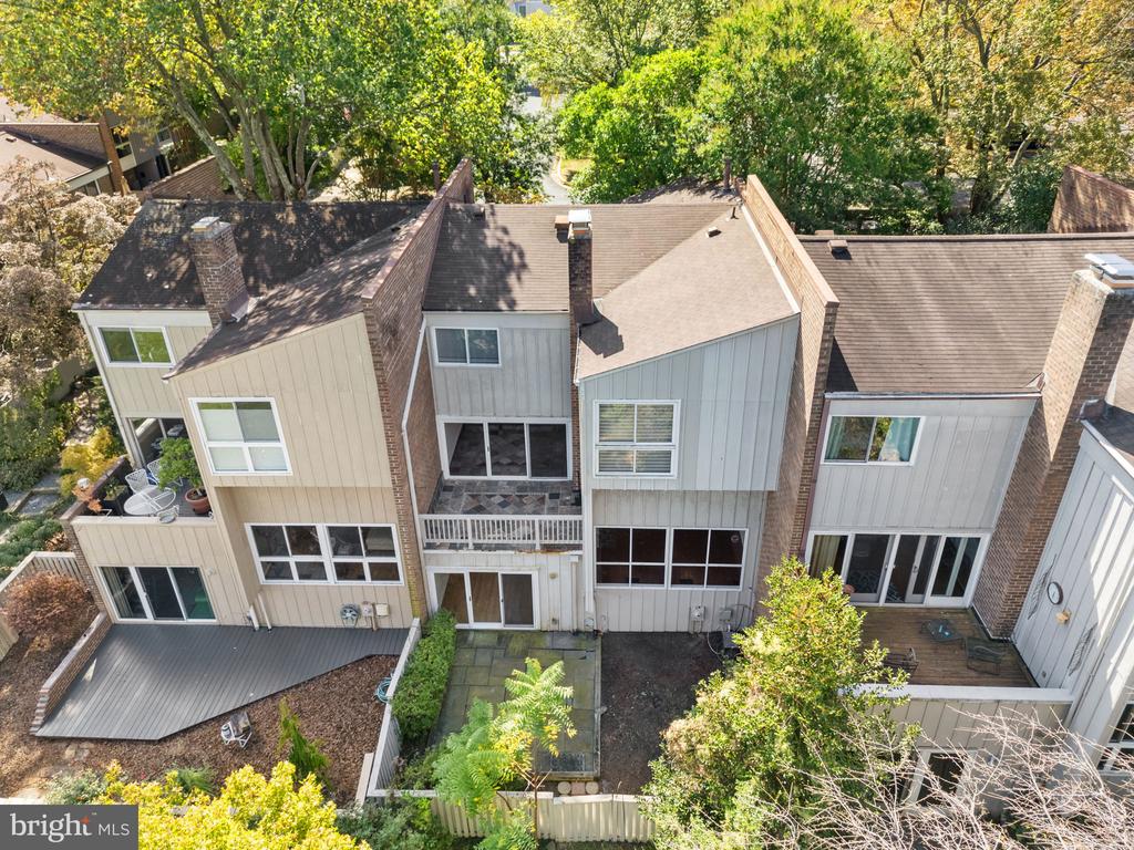 11430 LINKS DRIVE
