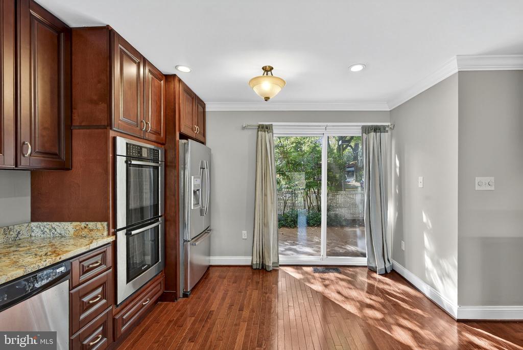 11430 LINKS DRIVE