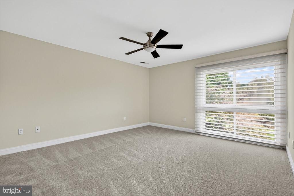 11430 LINKS DRIVE