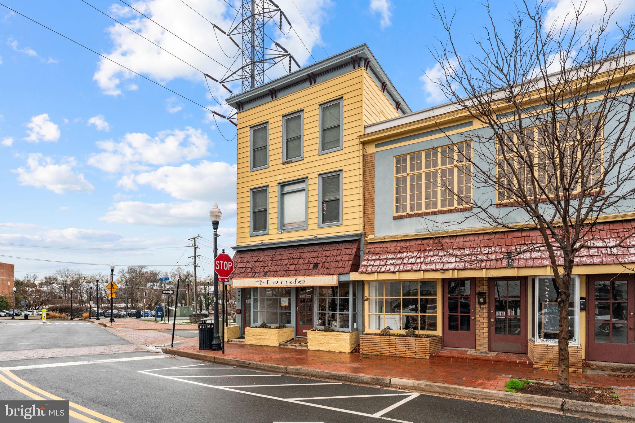 773 & 775 STATION STREET