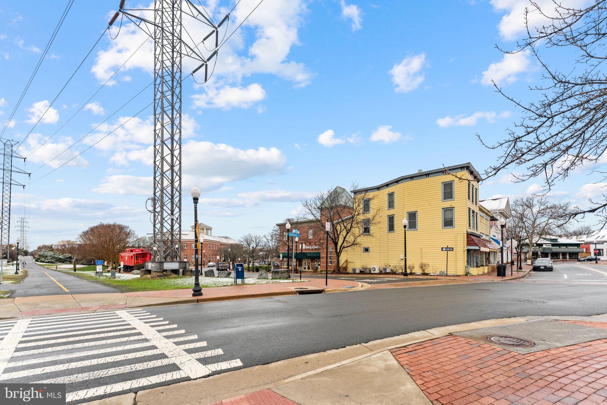 773 & 775 STATION STREET