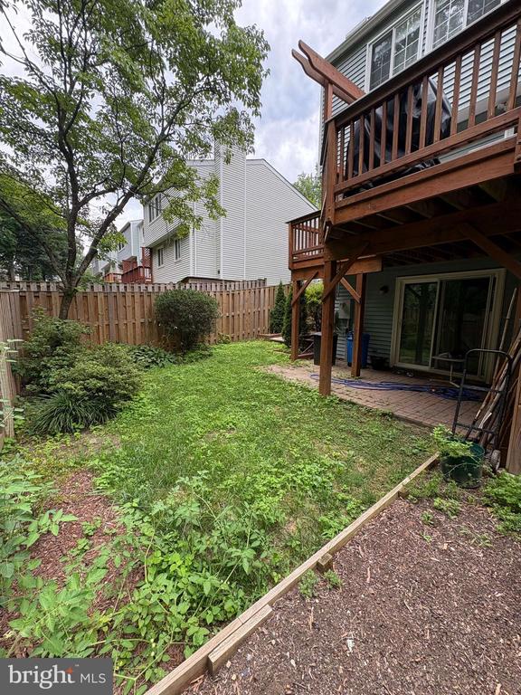 2115 PRESTON SQUARE COURT