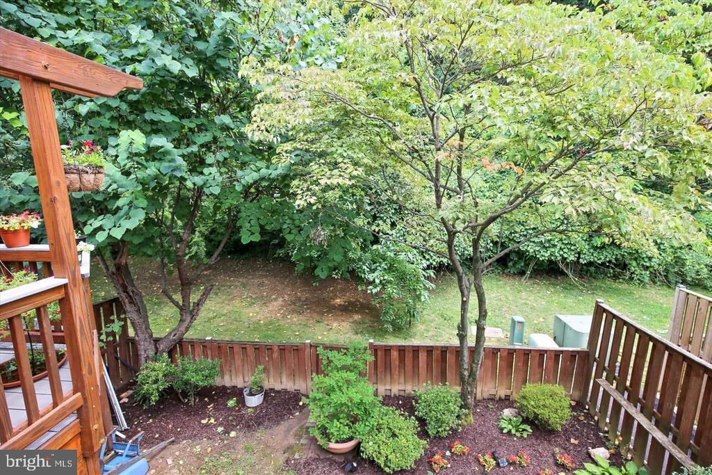 2115 PRESTON SQUARE COURT