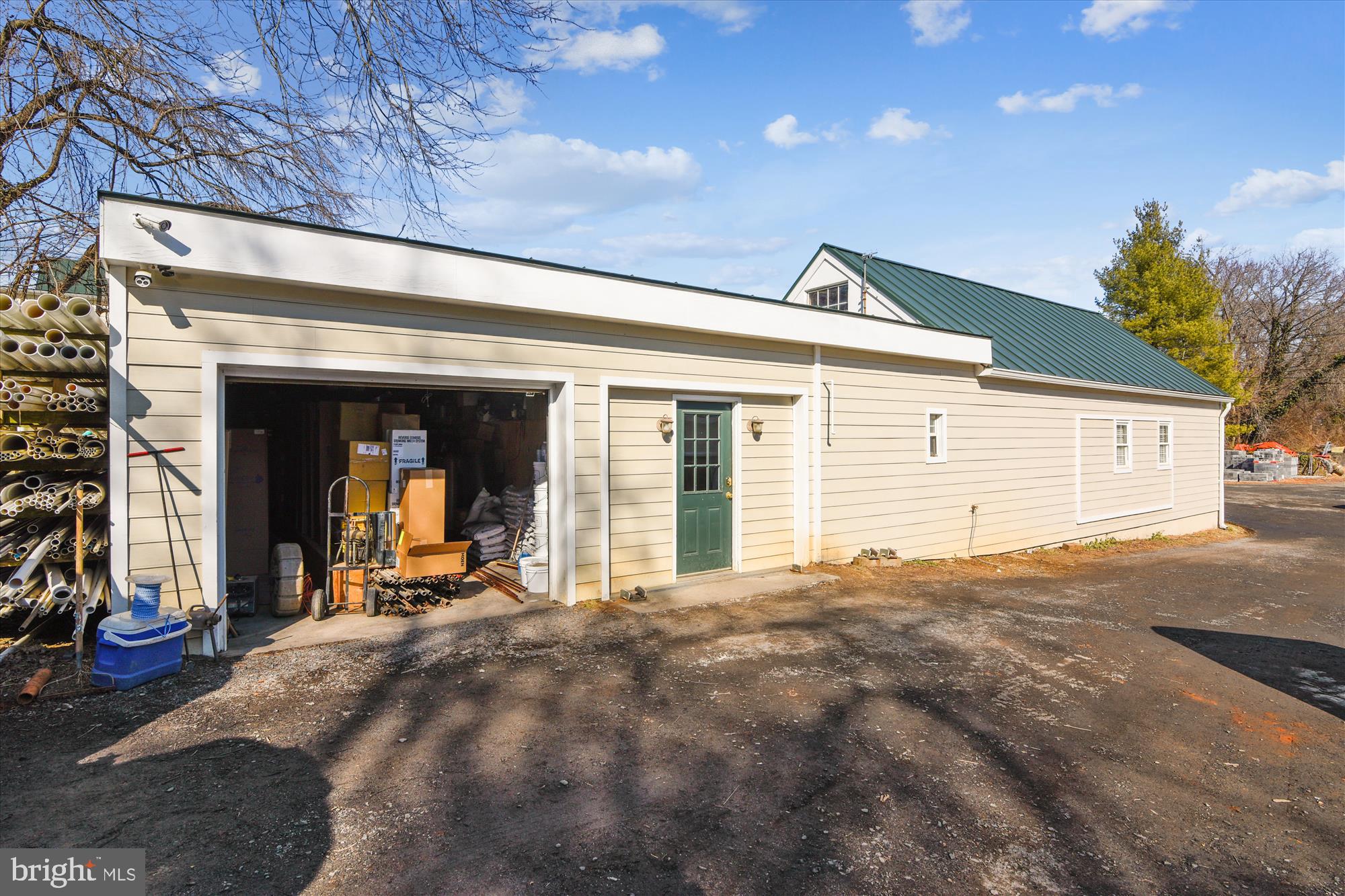 104 & 106 S PENDLETON STREET