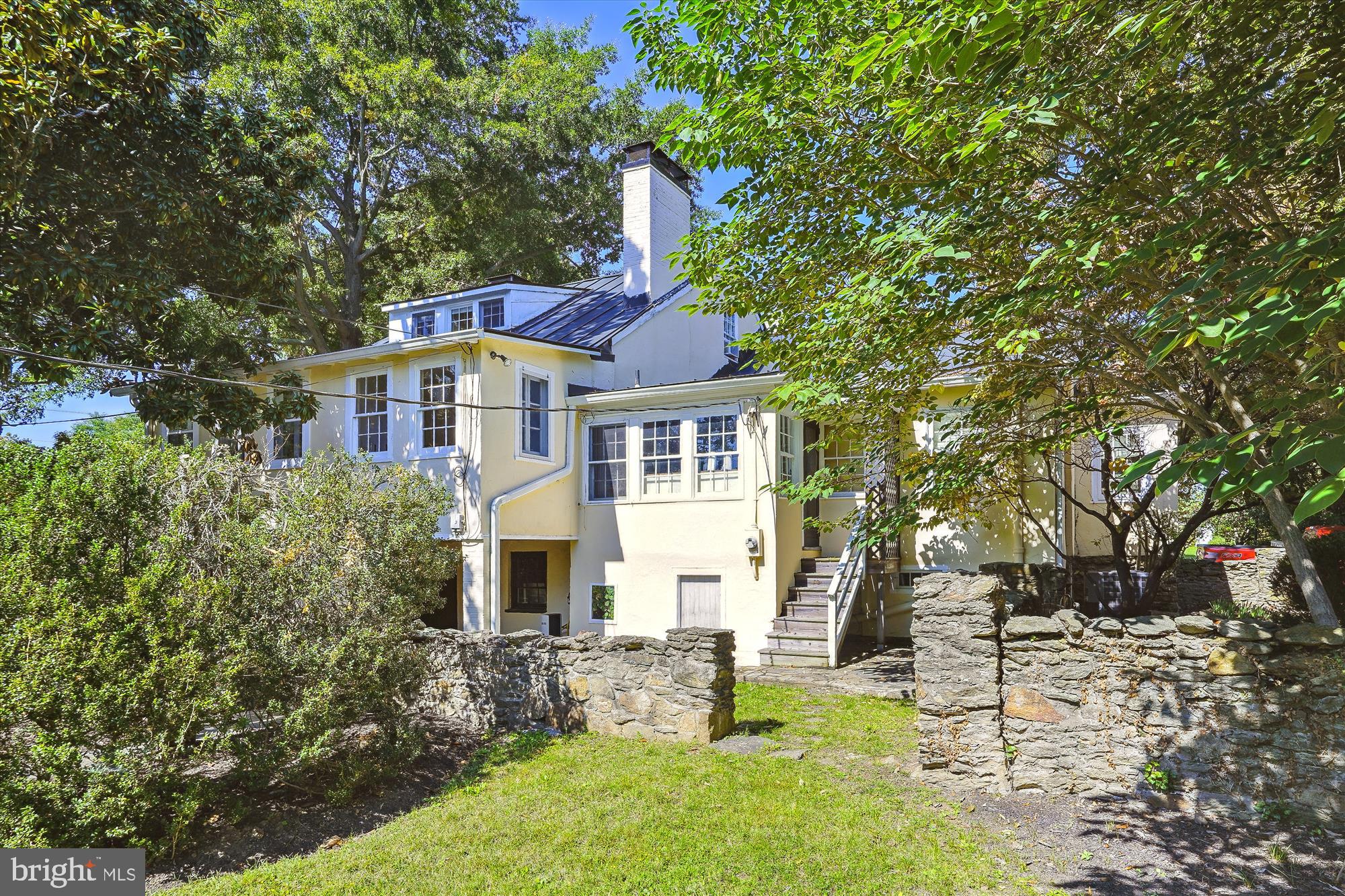 107 E WASHINGTON STREET