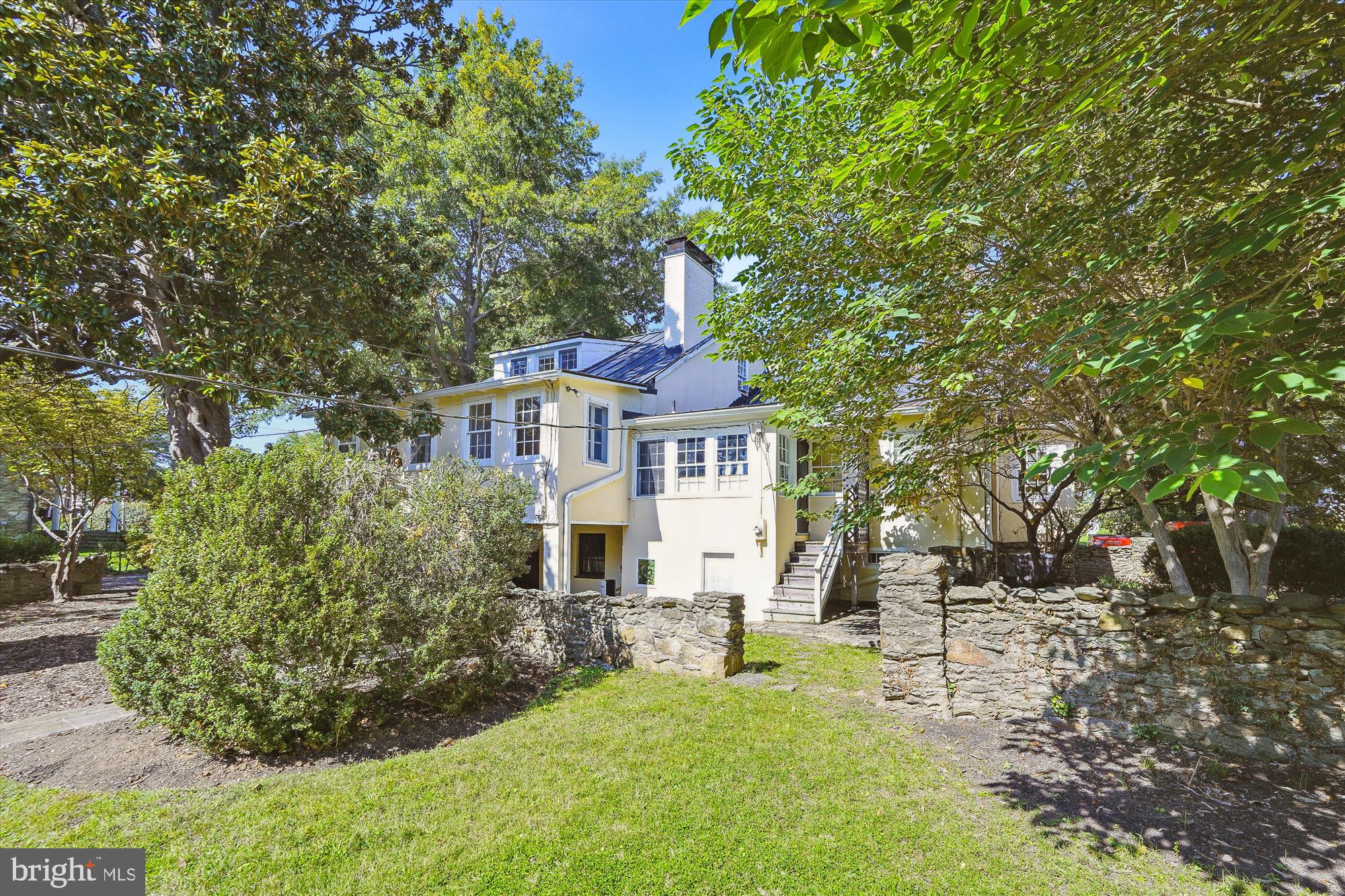 107 E WASHINGTON STREET