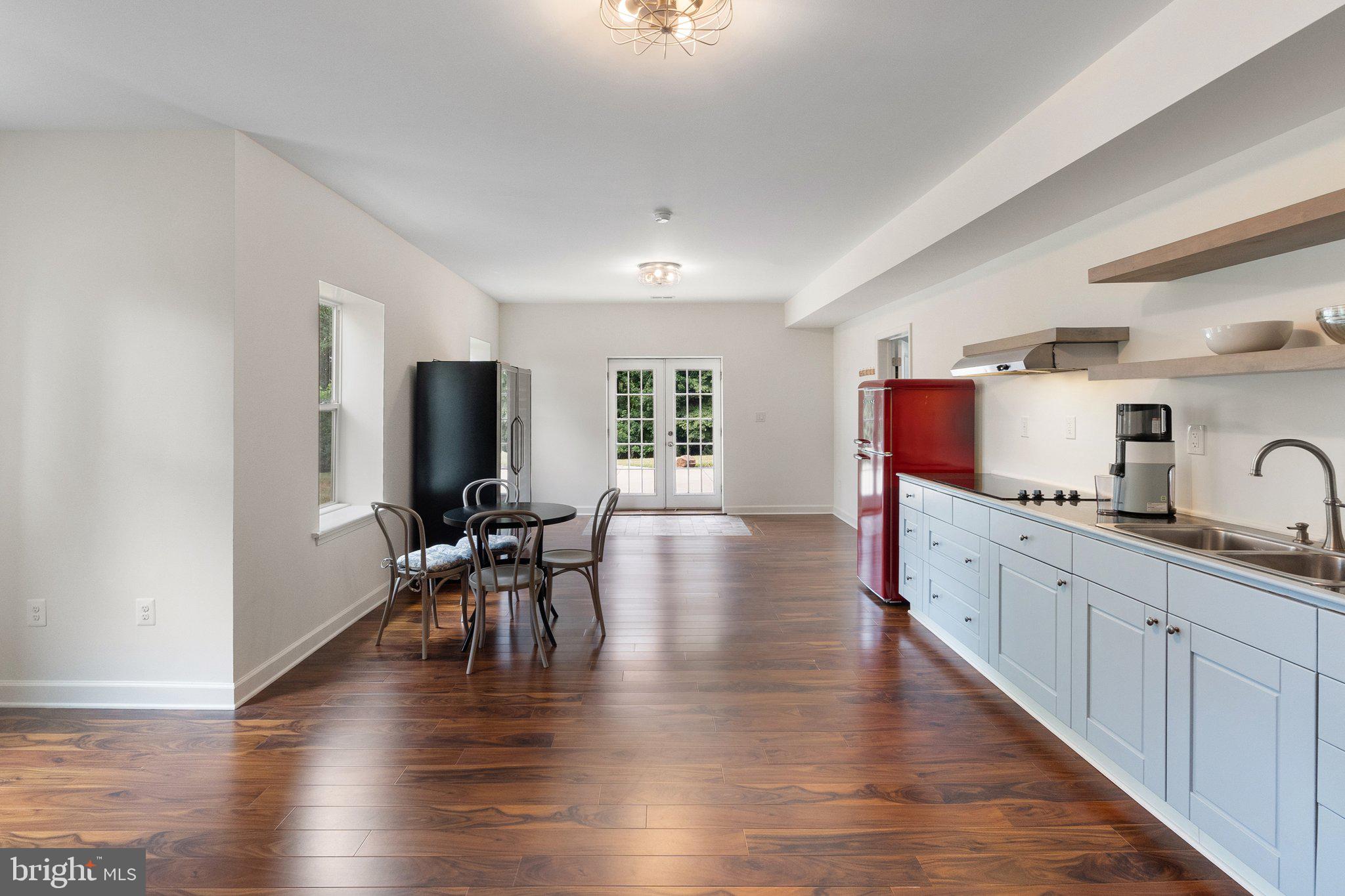 36715 SNICKERSVILLE TURNPIKE