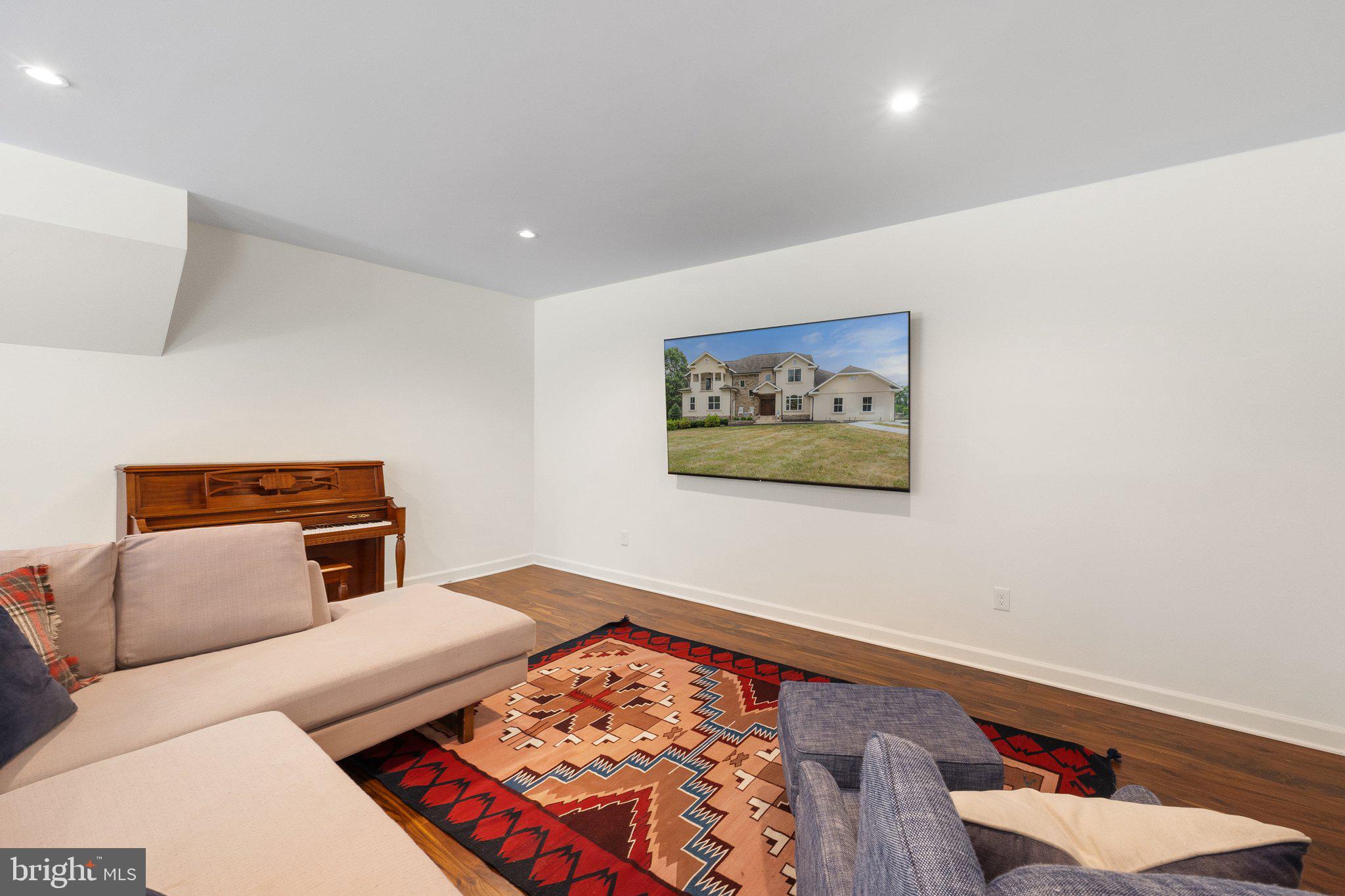 36715 SNICKERSVILLE TURNPIKE