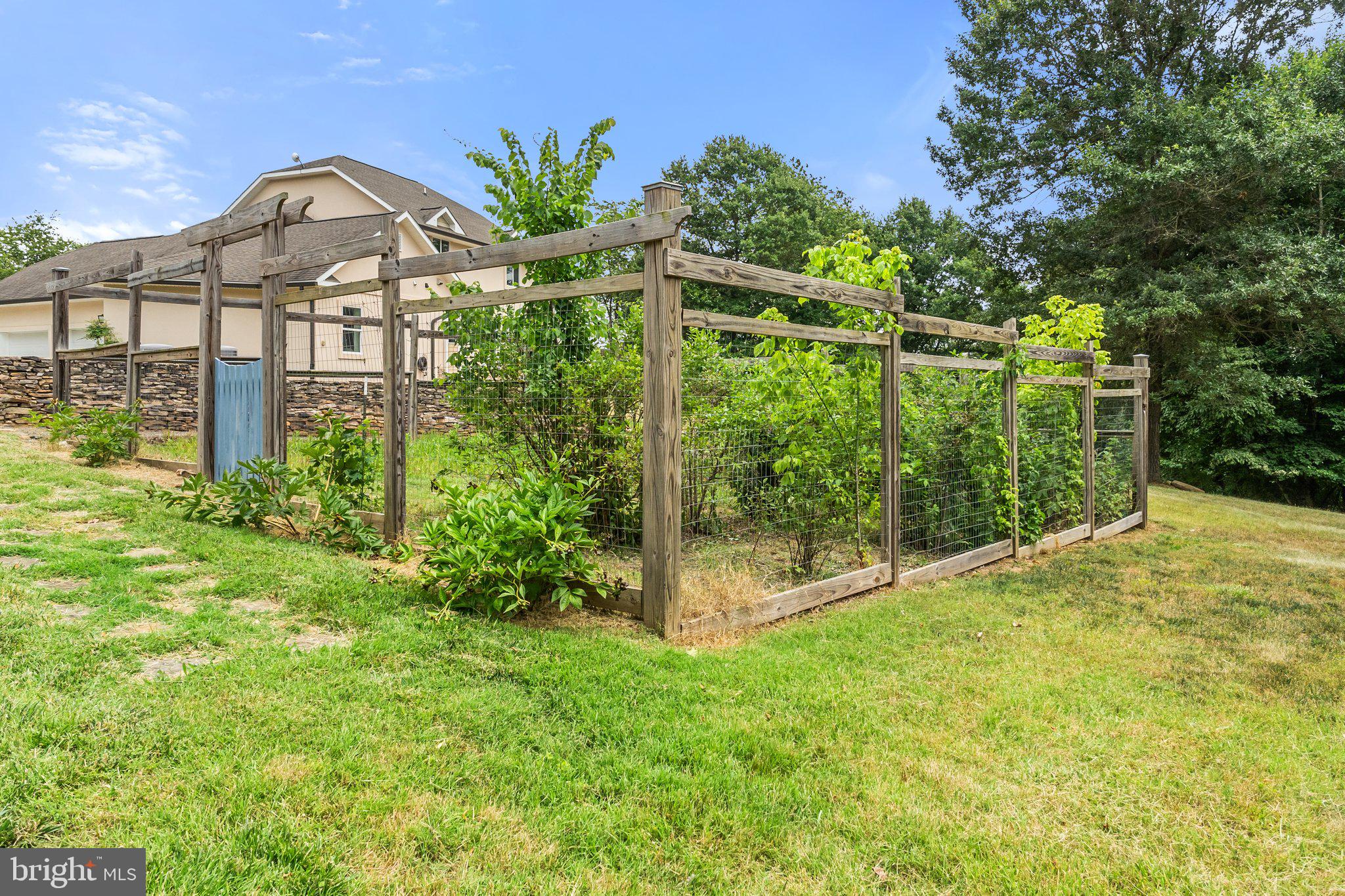 36715 SNICKERSVILLE TURNPIKE