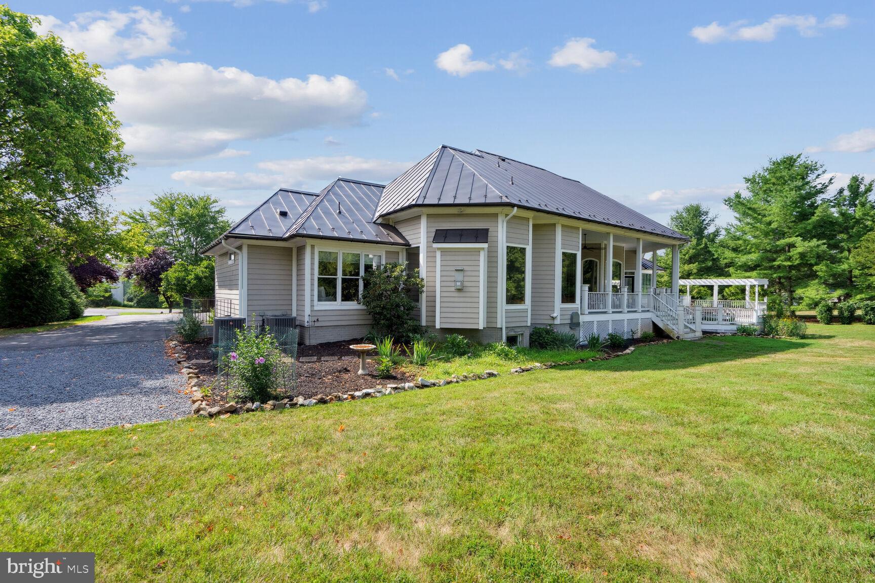 17811 STONELEIGH DRIVE