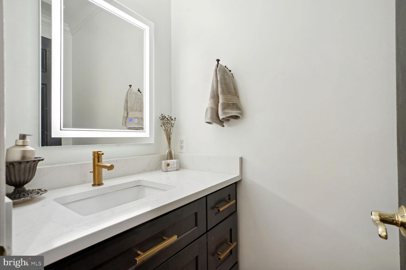 17811 STONELEIGH DRIVE