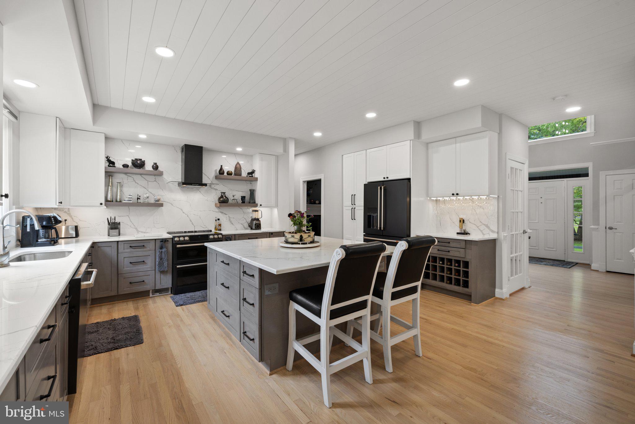 23389 FOUR CHIMNEYS LANE