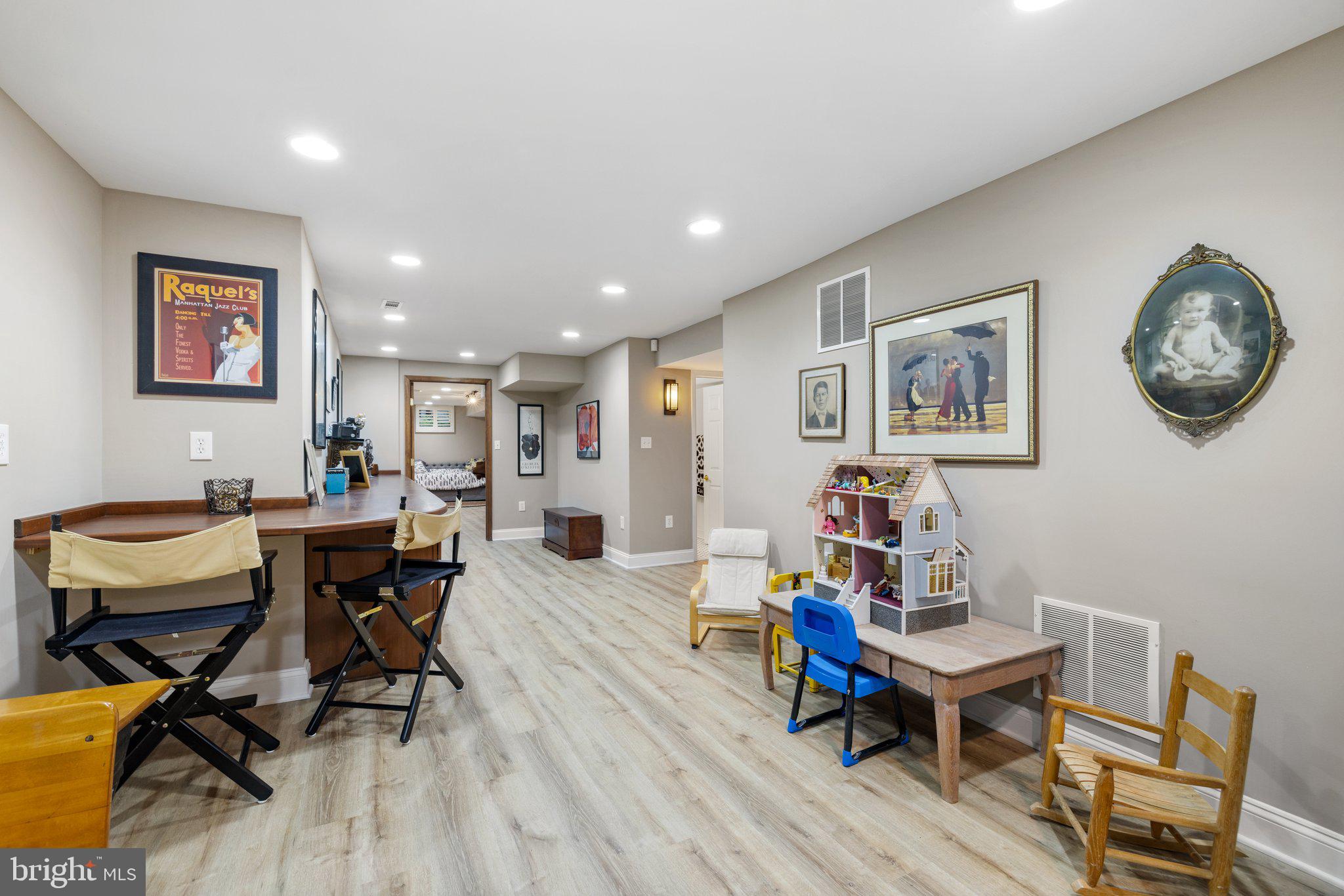 23389 FOUR CHIMNEYS LANE