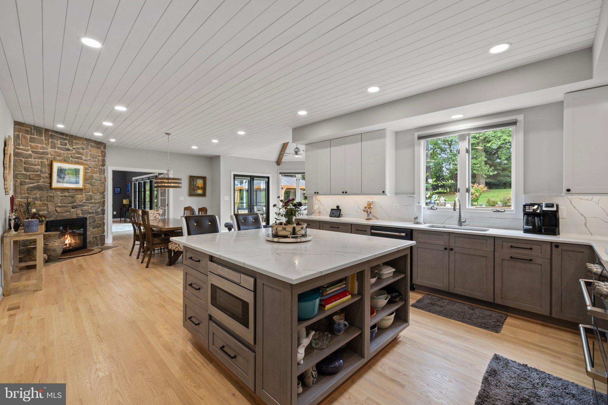 23389 FOUR CHIMNEYS LANE