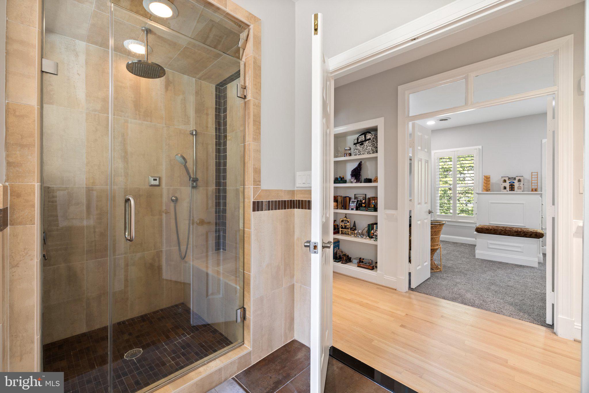 23389 FOUR CHIMNEYS LANE