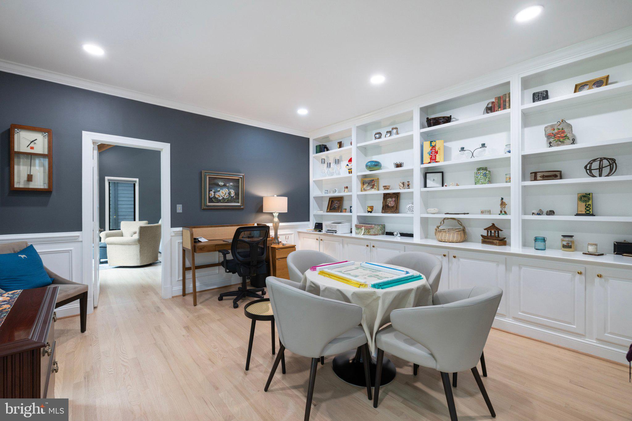 23389 FOUR CHIMNEYS LANE