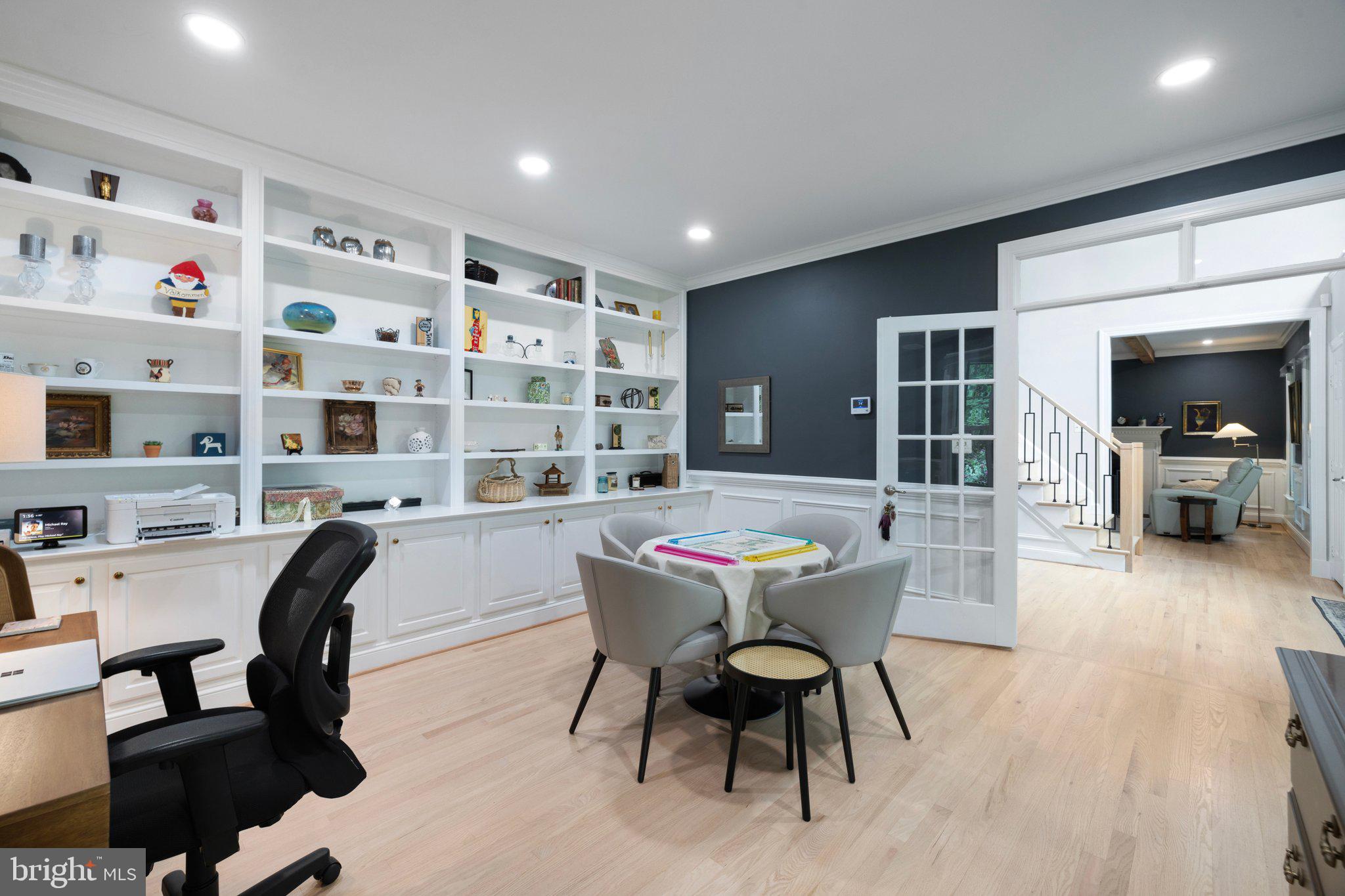 23389 FOUR CHIMNEYS LANE