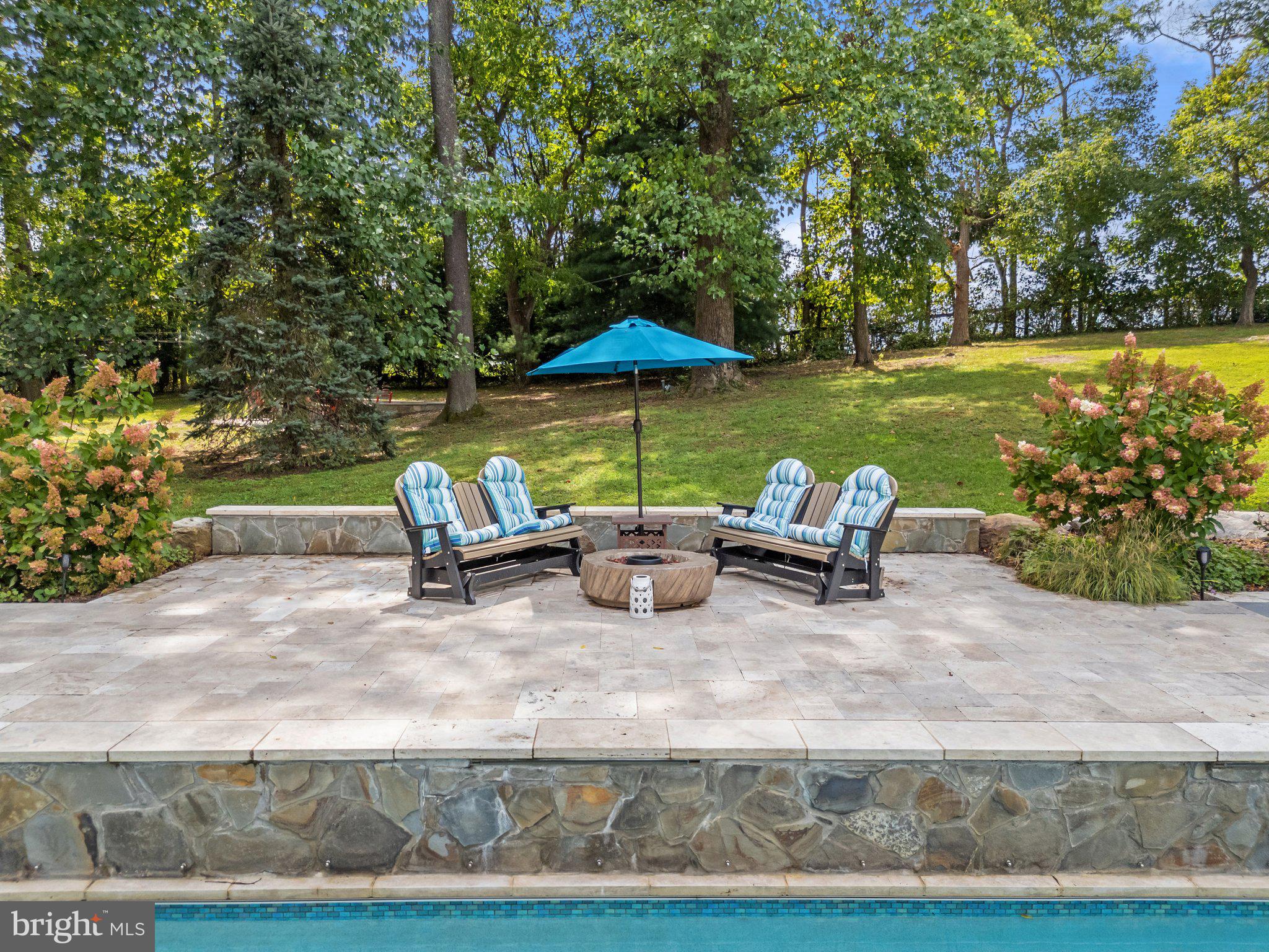 23389 FOUR CHIMNEYS LANE