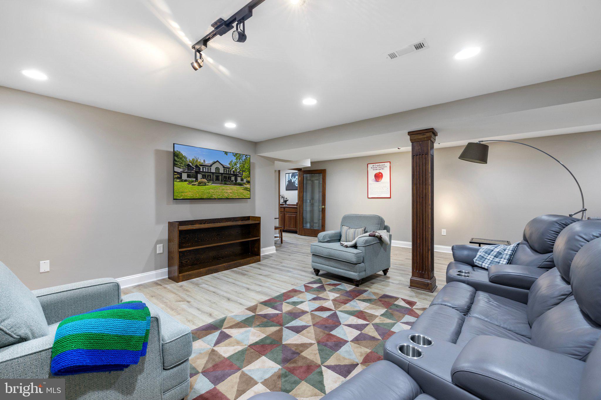 23389 FOUR CHIMNEYS LANE