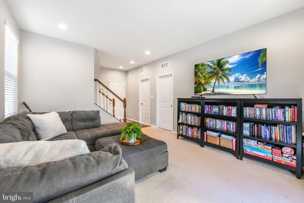 23667 TURTLE POINT TERRACE