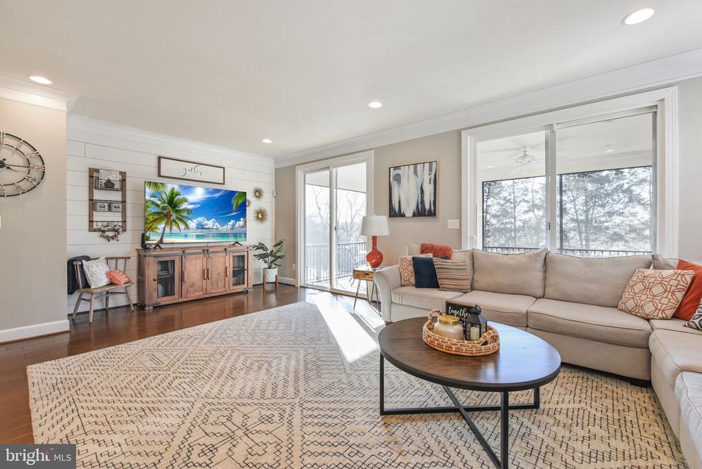 23667 TURTLE POINT TERRACE