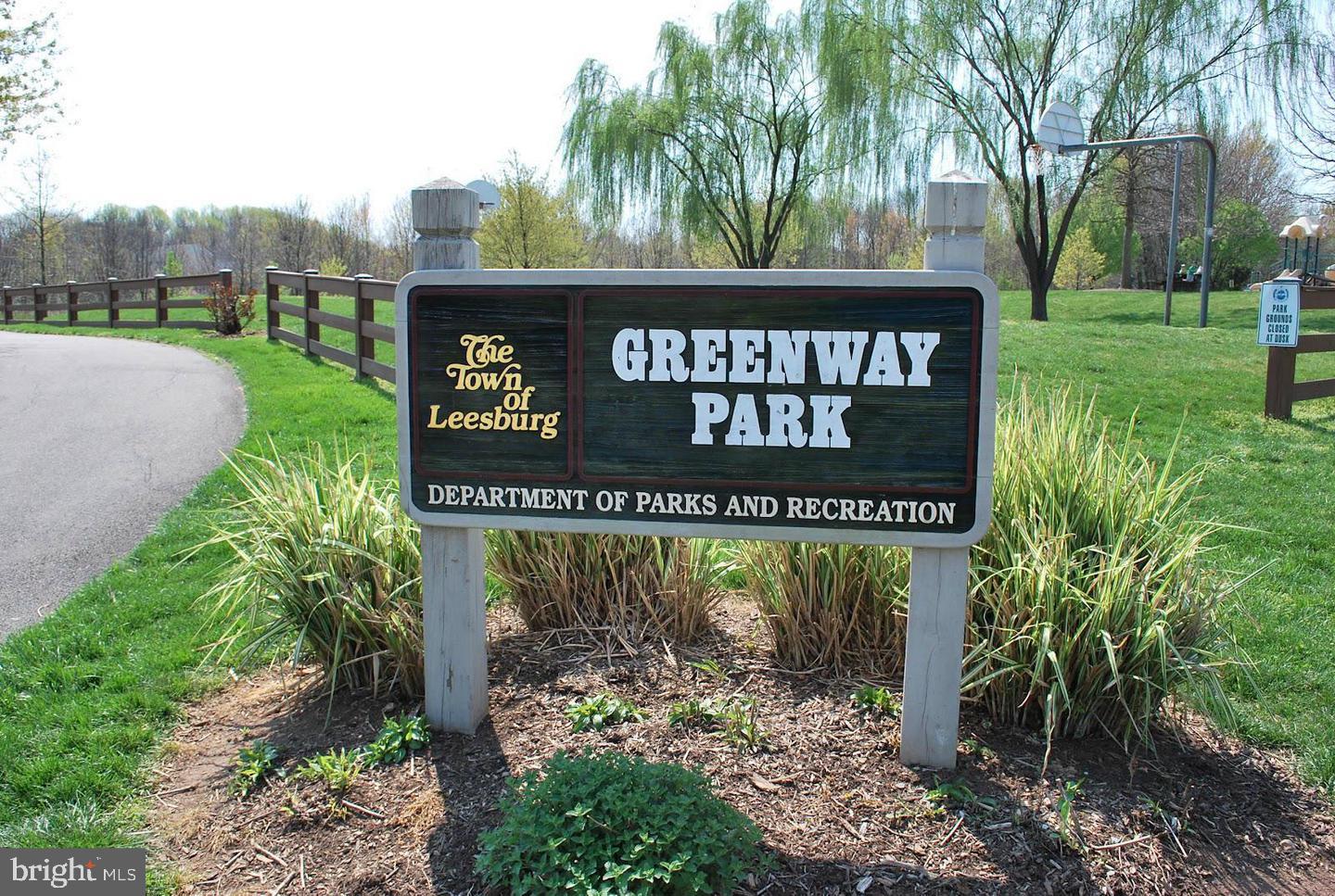 108 HAMPSHIRE SQUARE SW