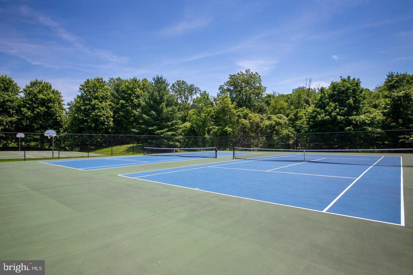 108 HAMPSHIRE SQUARE SW