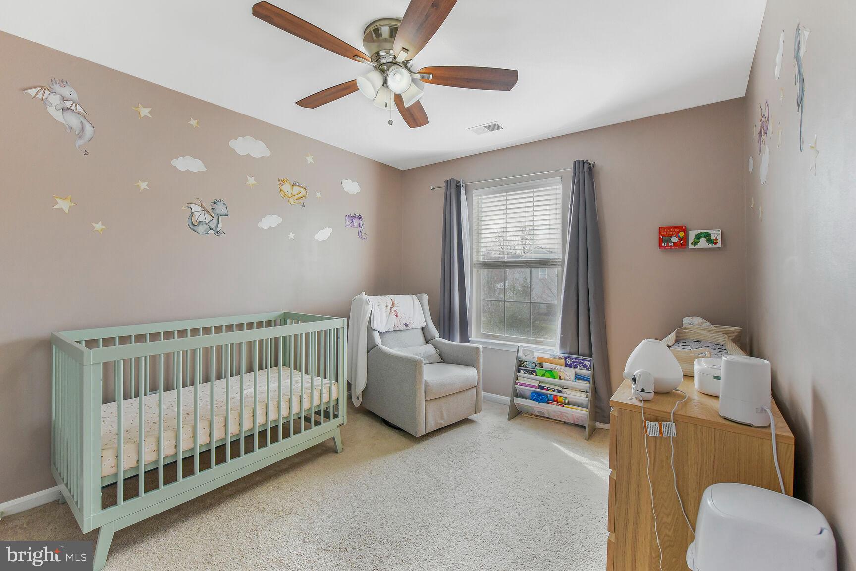 108 HAMPSHIRE SQUARE SW