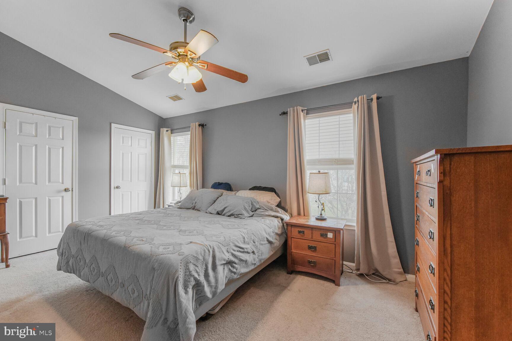 108 HAMPSHIRE SQUARE SW