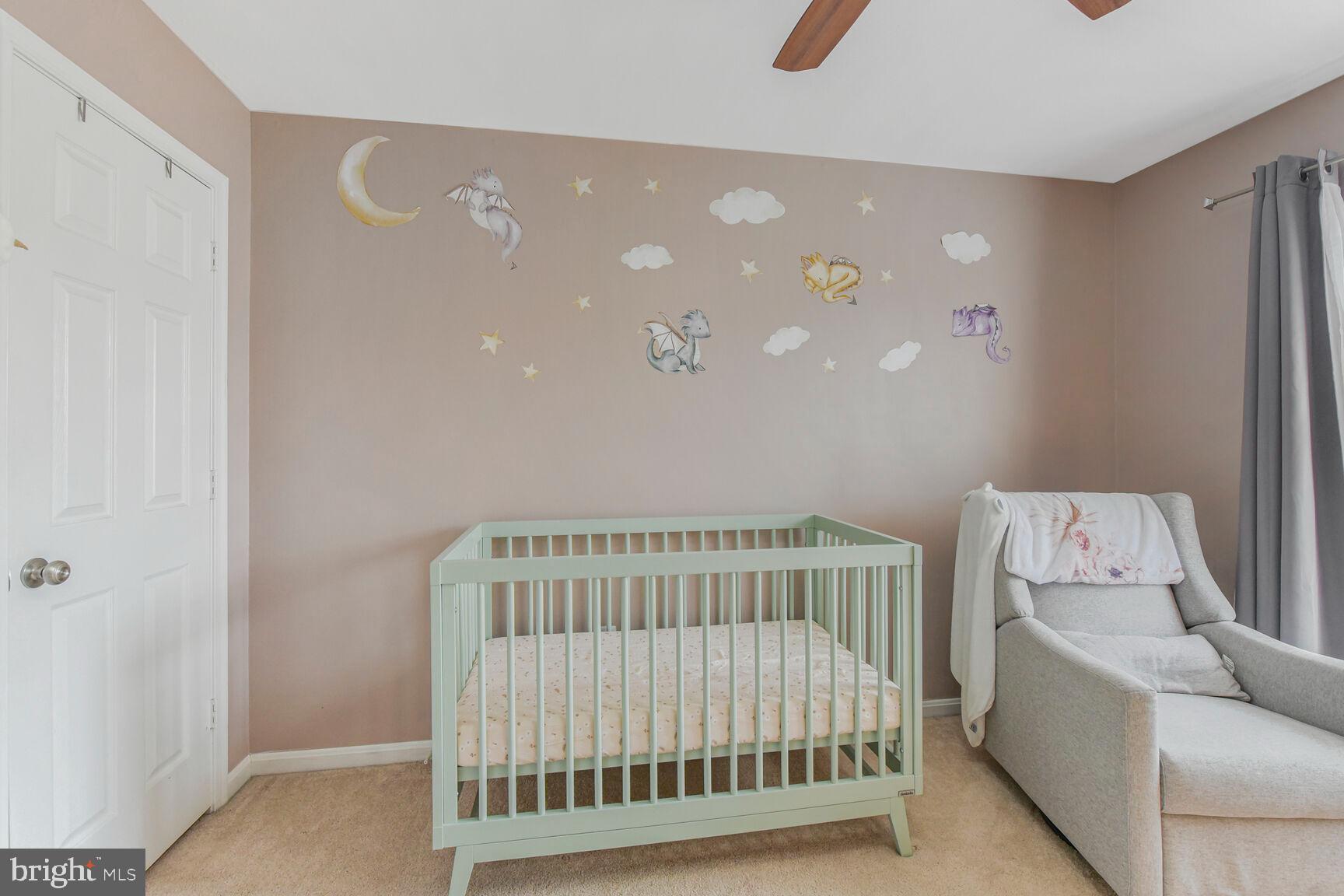 108 HAMPSHIRE SQUARE SW