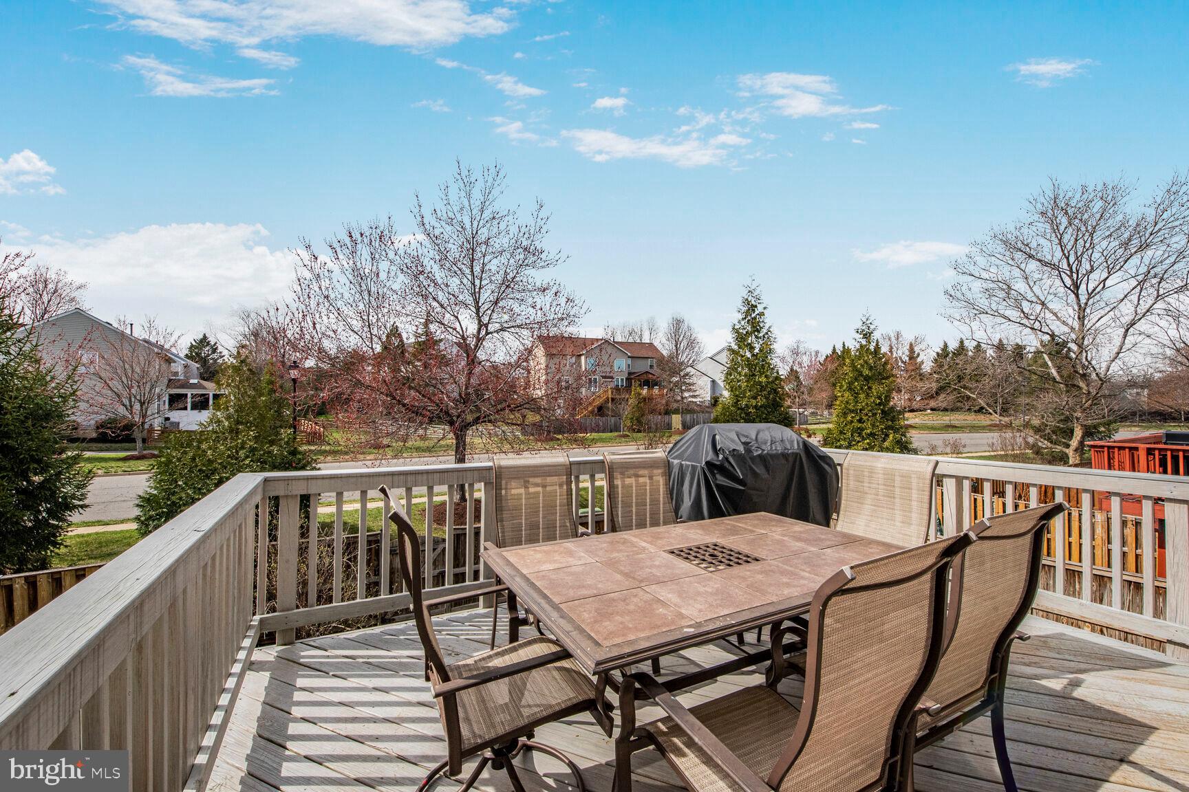 108 HAMPSHIRE SQUARE SW