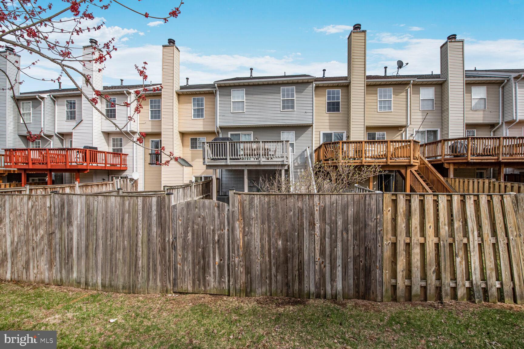 108 HAMPSHIRE SQUARE SW