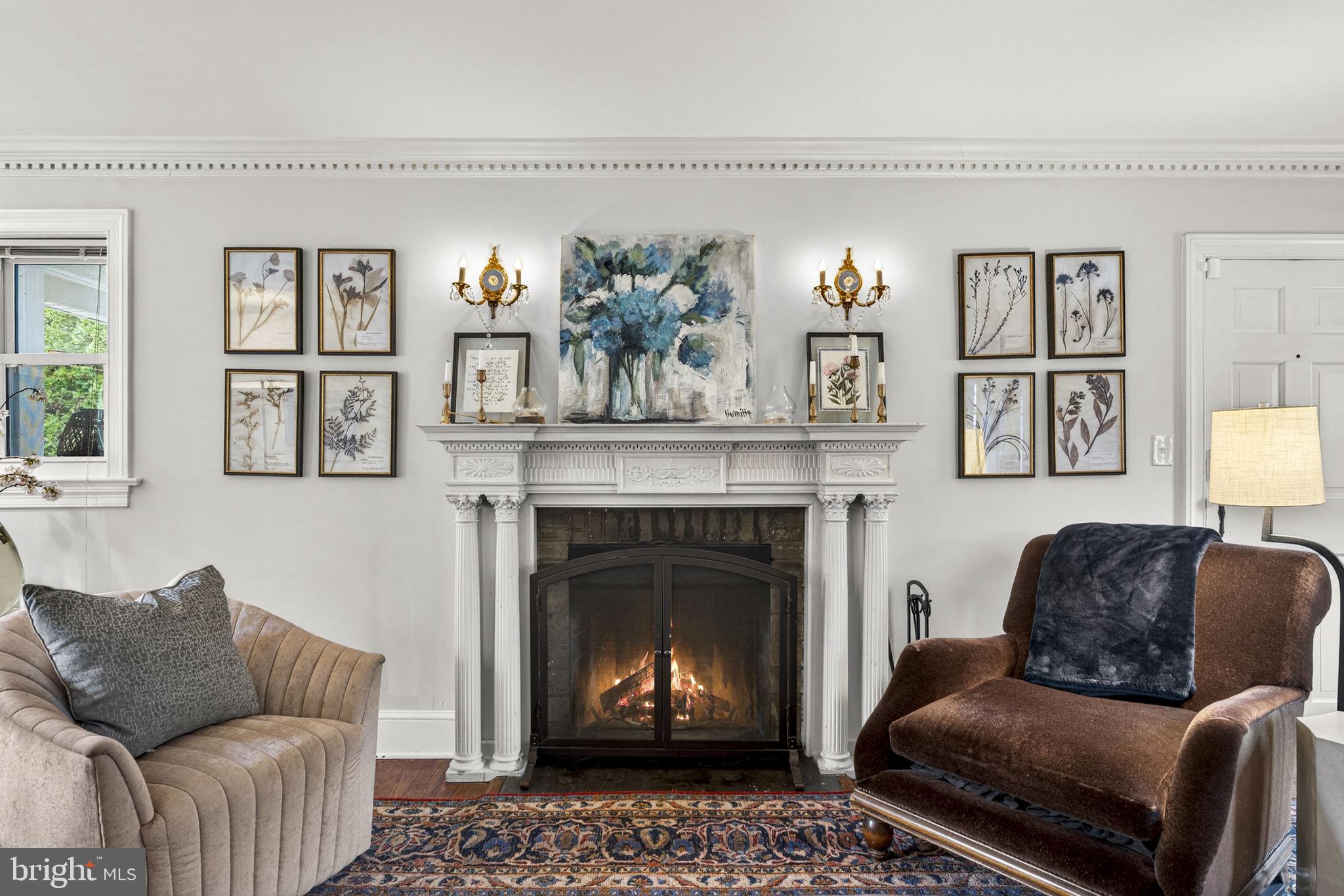 700 W WASHINGTON STREET