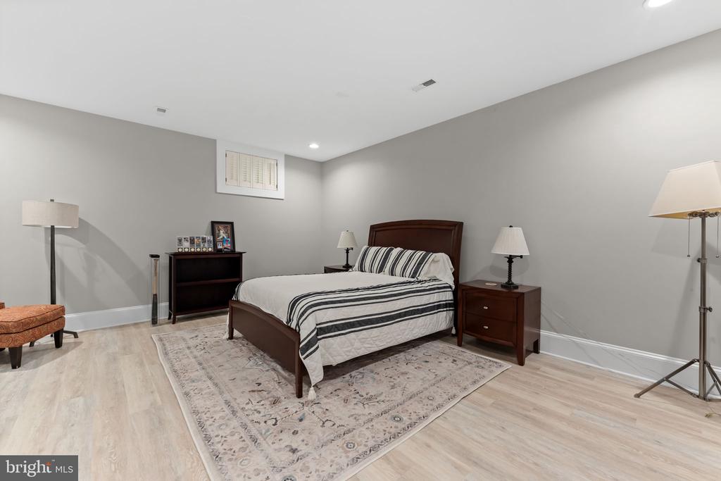 22364 WILSON MEADOWS LANE