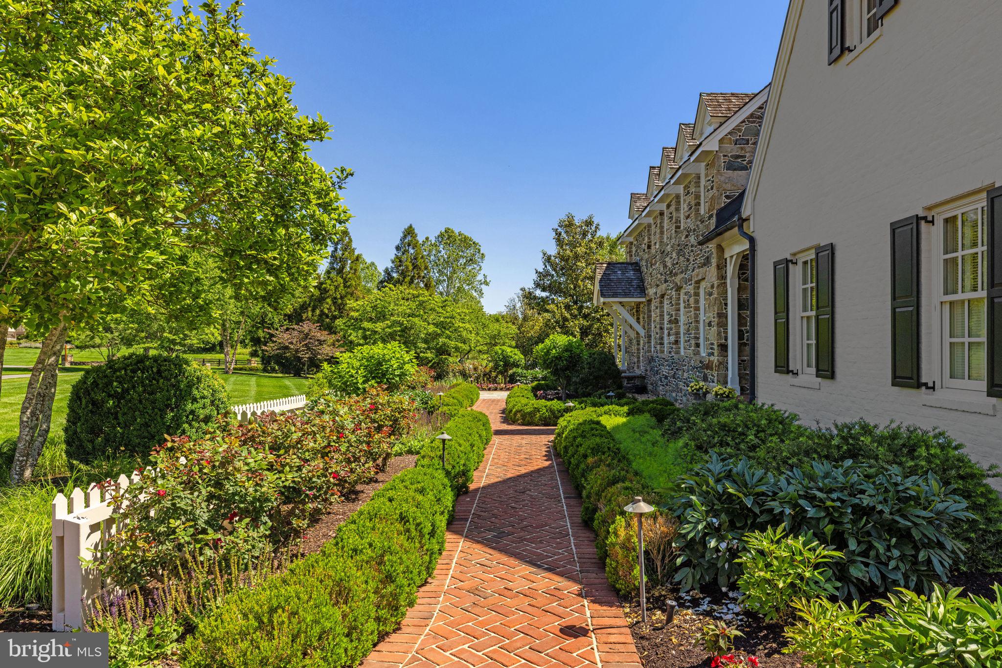 22364 WILSON MEADOWS LANE