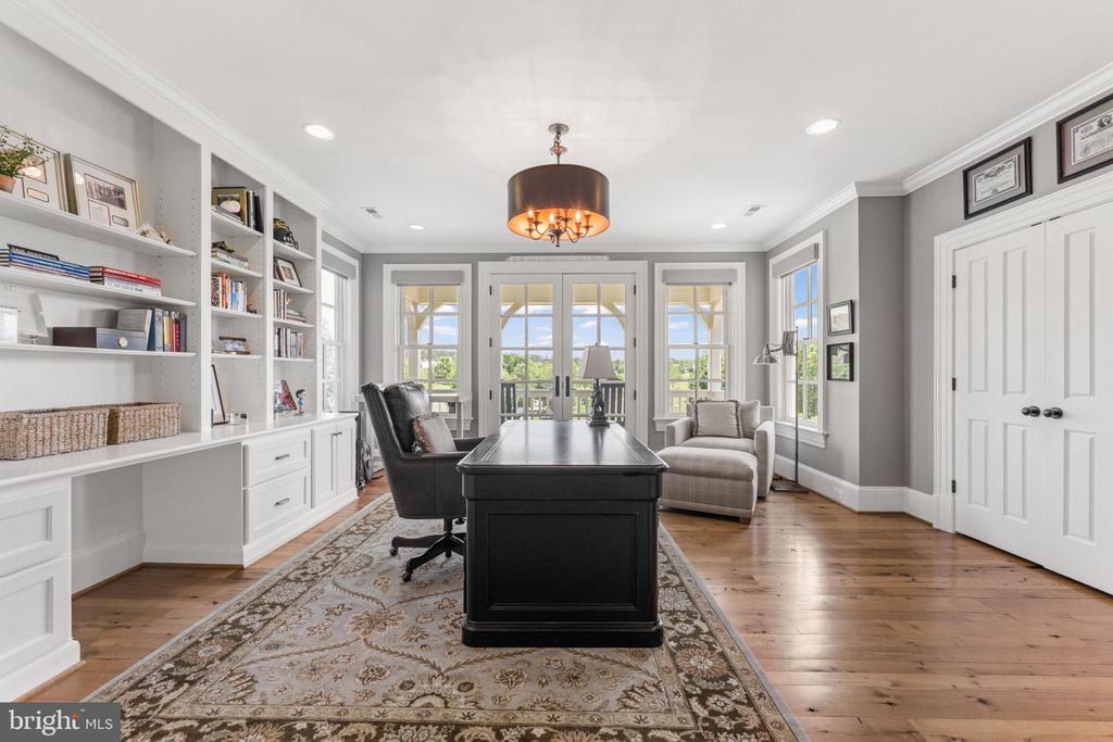 22364 WILSON MEADOWS LANE