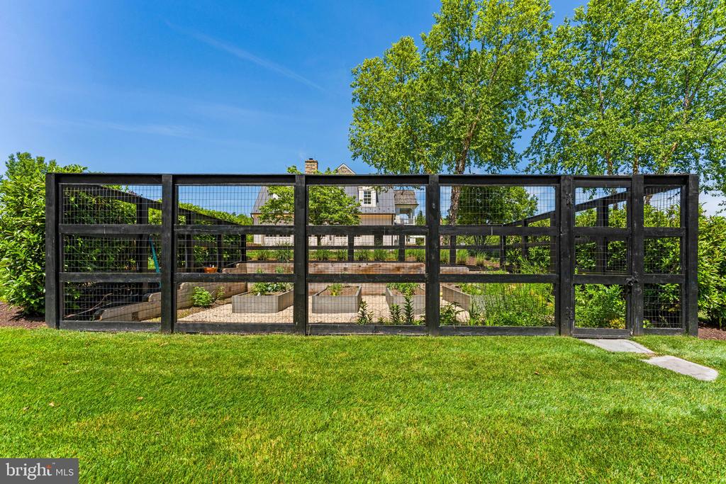 22364 WILSON MEADOWS LANE